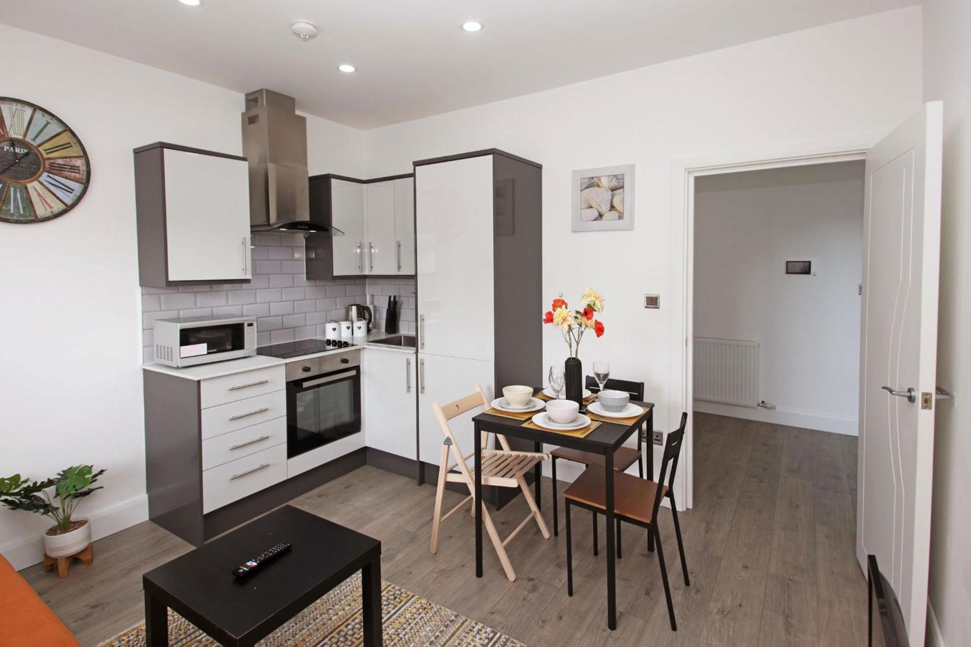 Sapphire House Apartments Telford Ngoại thất bức ảnh
