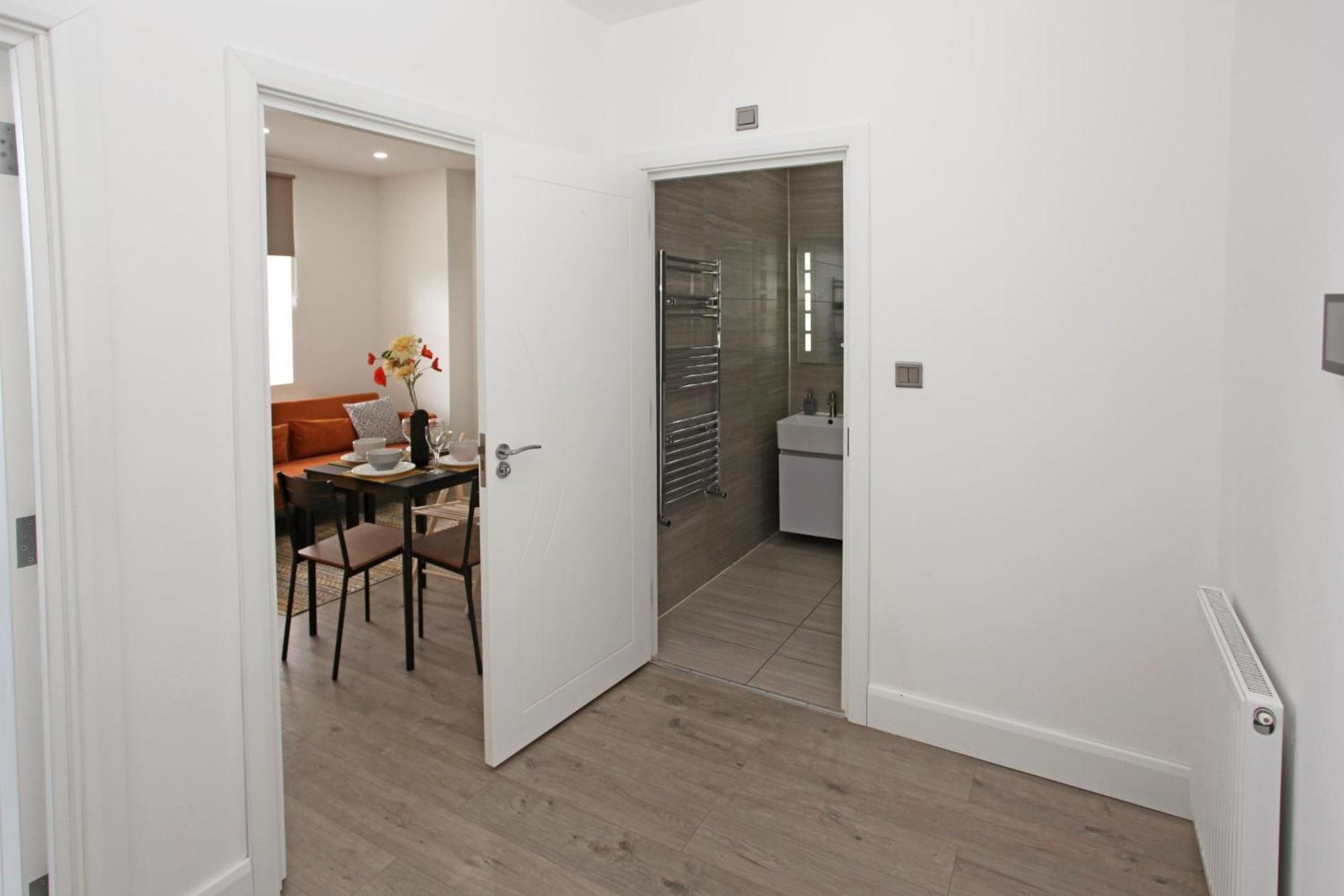 Sapphire House Apartments Telford Ngoại thất bức ảnh